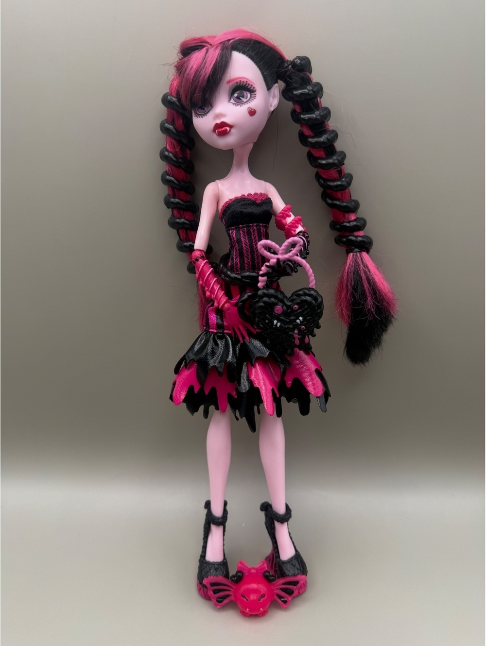 Monster High Sweet Screams Draculaura w/ Coils, Purse, and Pet